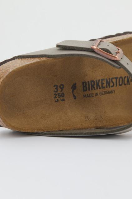 BIRKENSTOCK GIZEH BF en color MARRON  (2)