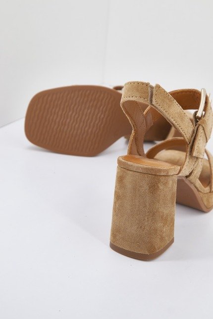 ALPE  CHIARA en color MARRON  (3)