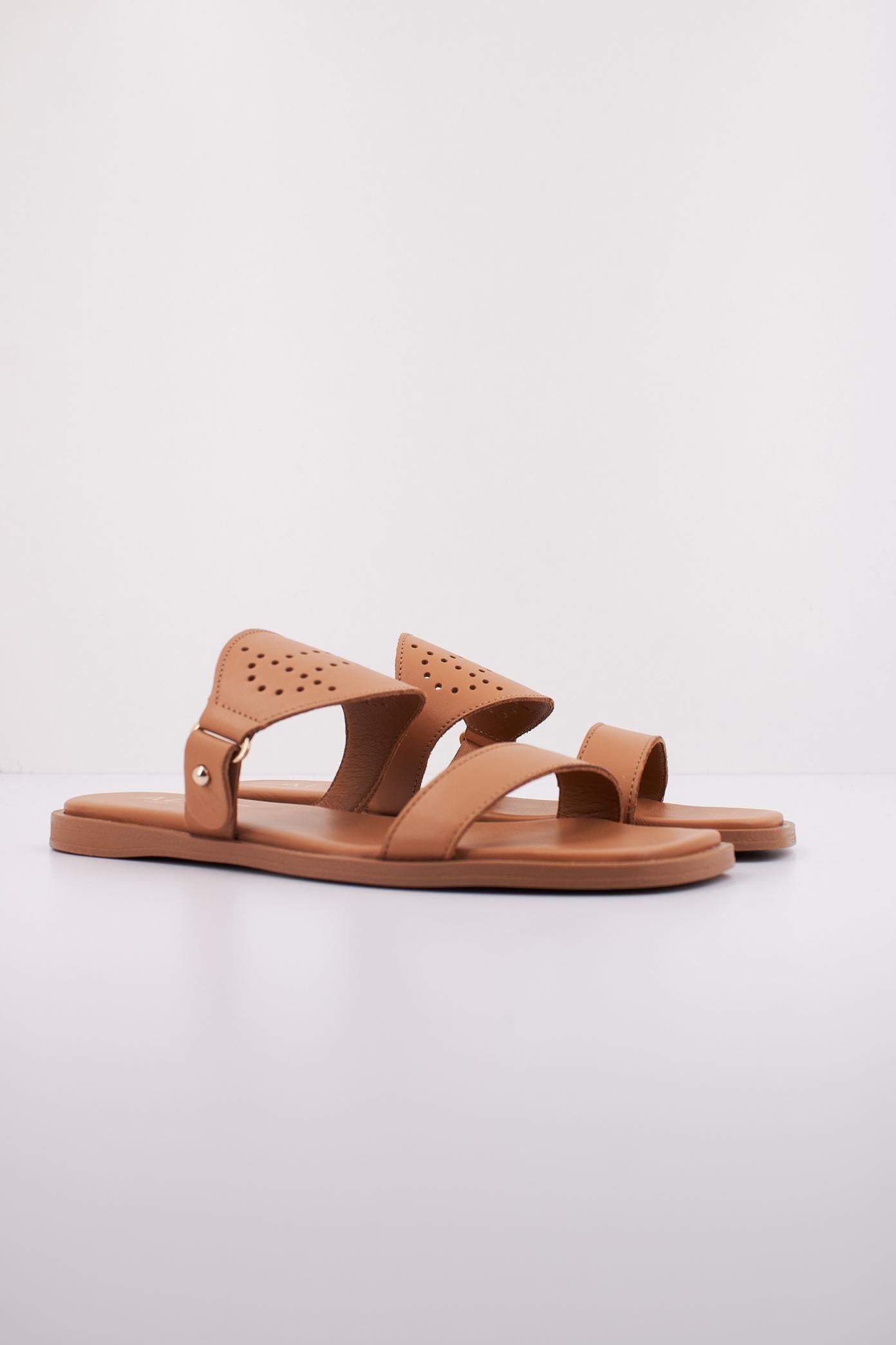 ALPE   en color MARRON CLARO  (2)