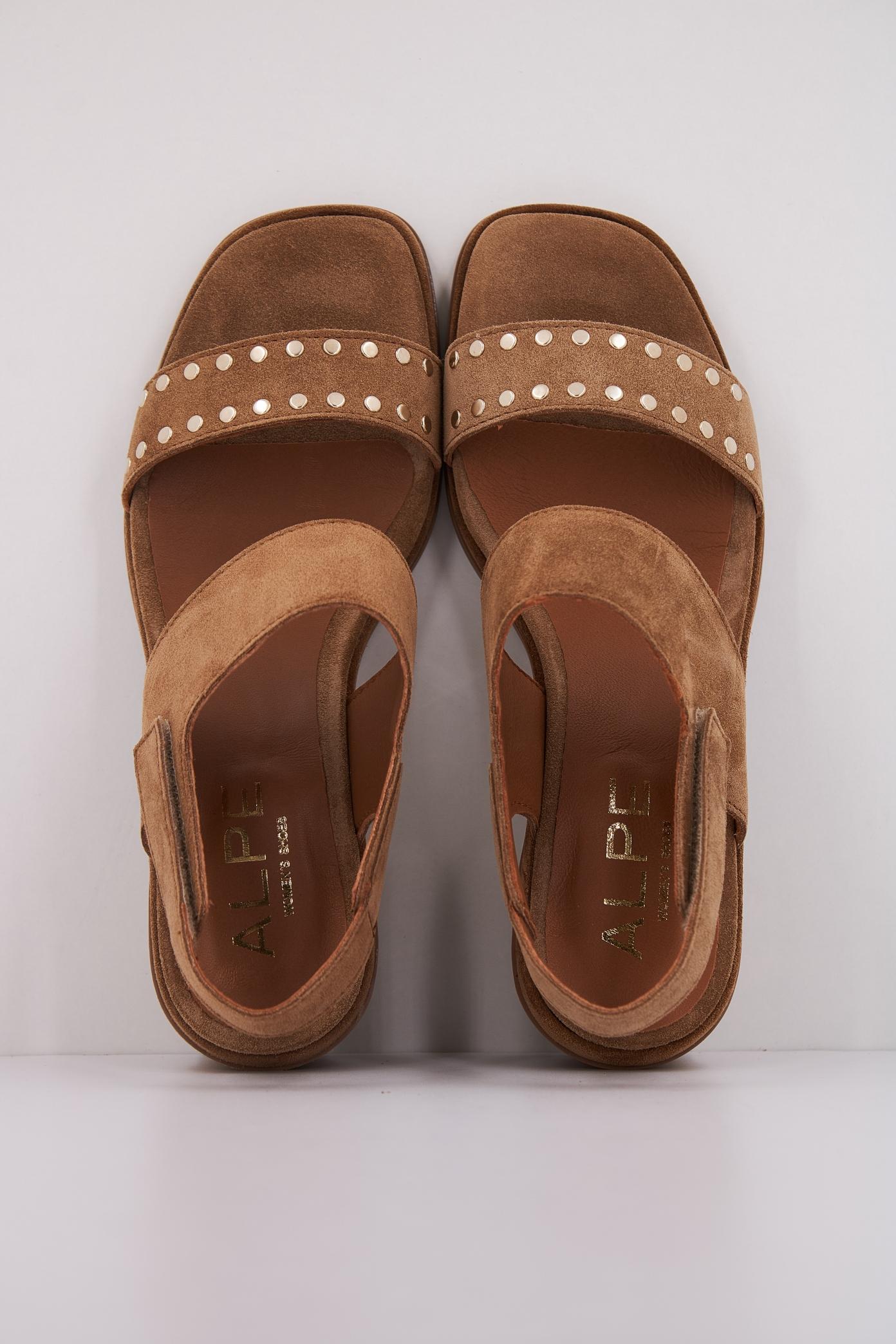 ALPE   en color MARRON CLARO  (3)