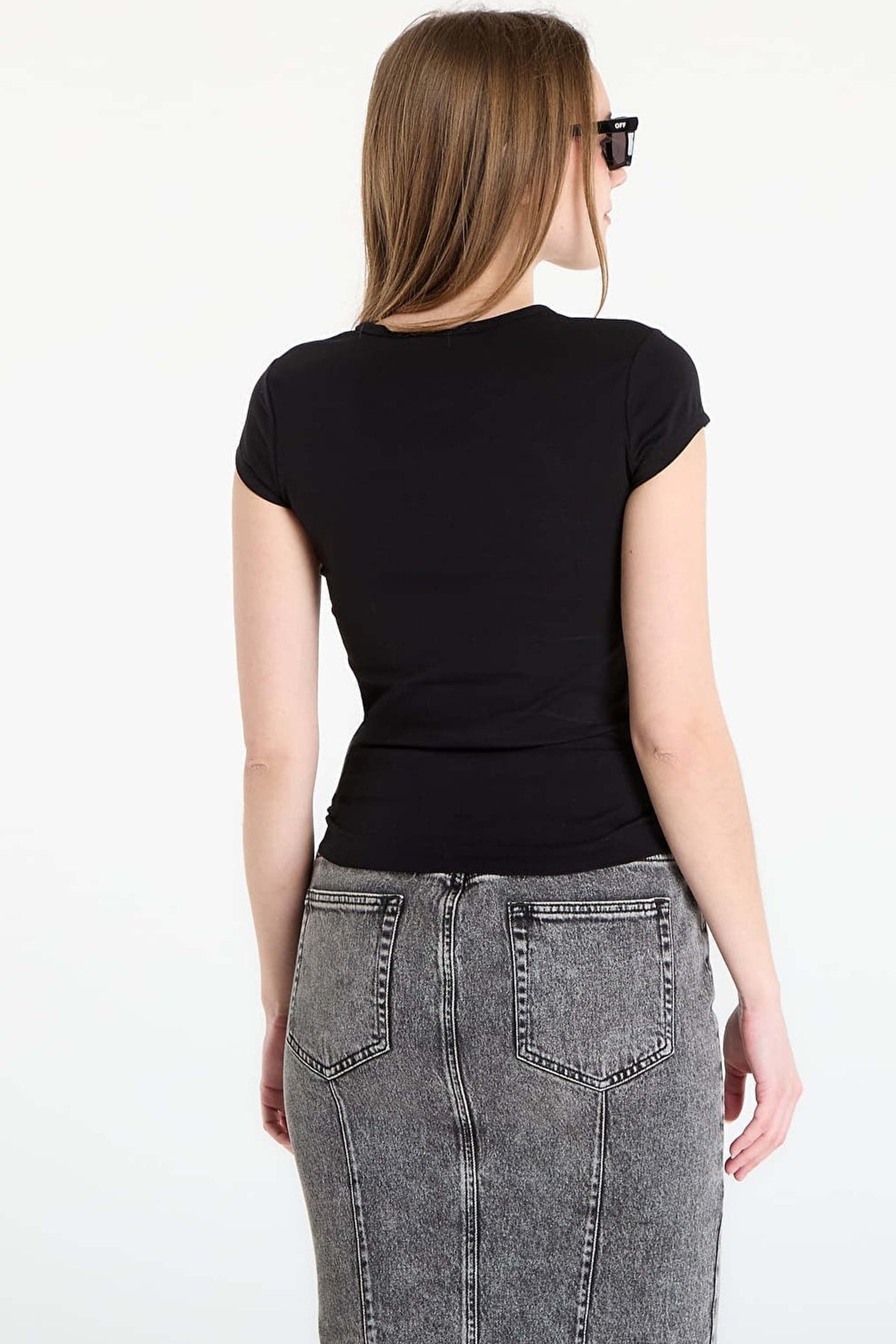 DIESEL AFAA T ANGIE OD  en color NEGRO  (2)