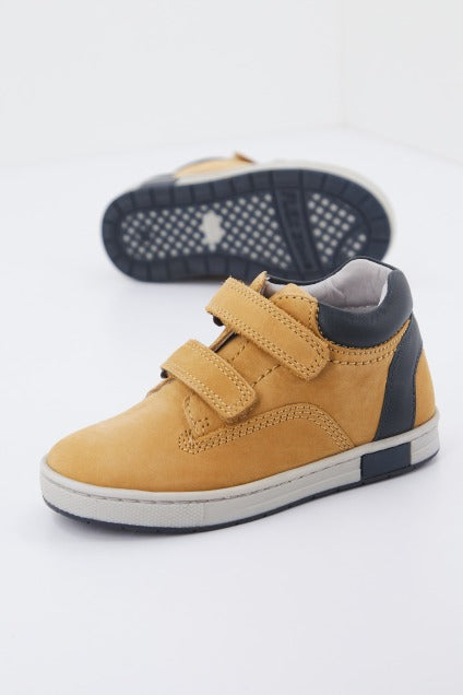 CHICCO CODY en color MARRON CLARO  (1)