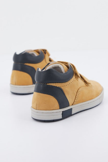 CHICCO CODY en color MARRON CLARO  (3)