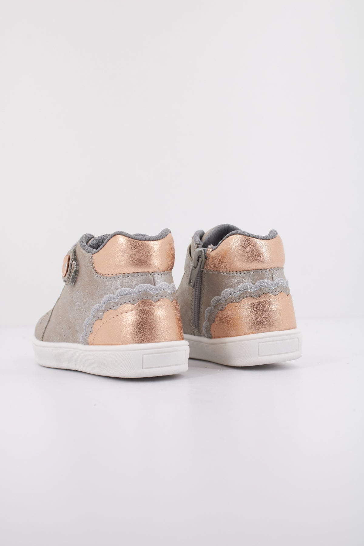 CHICCO  FLAVIANA  en color BRONCE  (4)