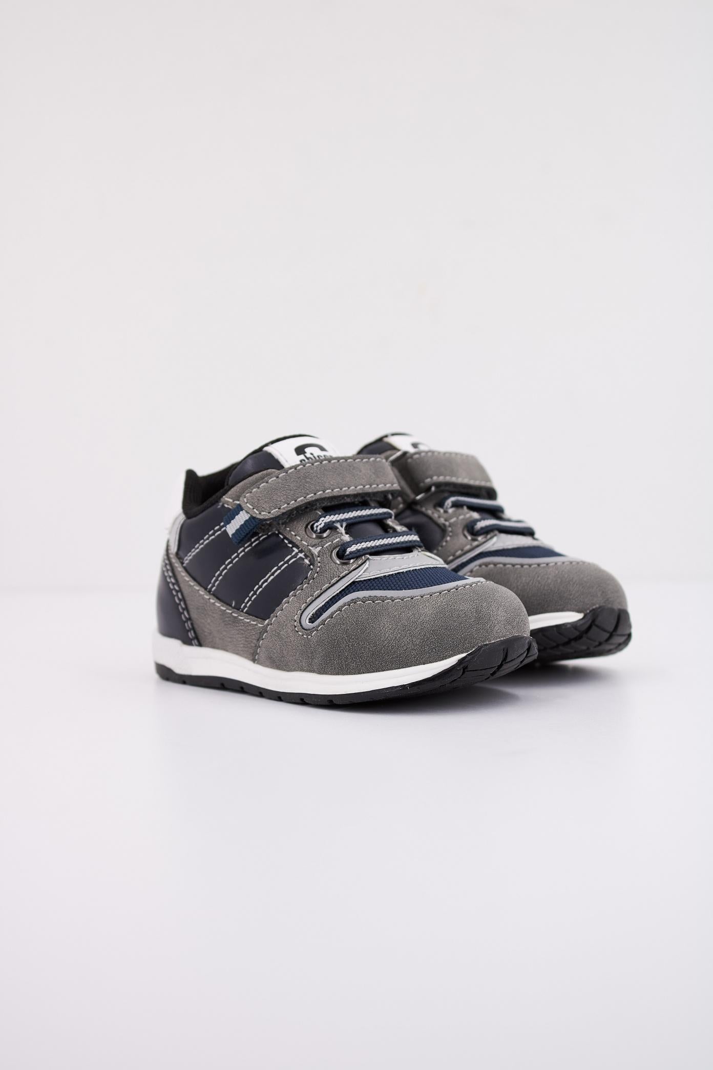 CHICCO OTA BAJA GANTIX en color GRIS  (2)