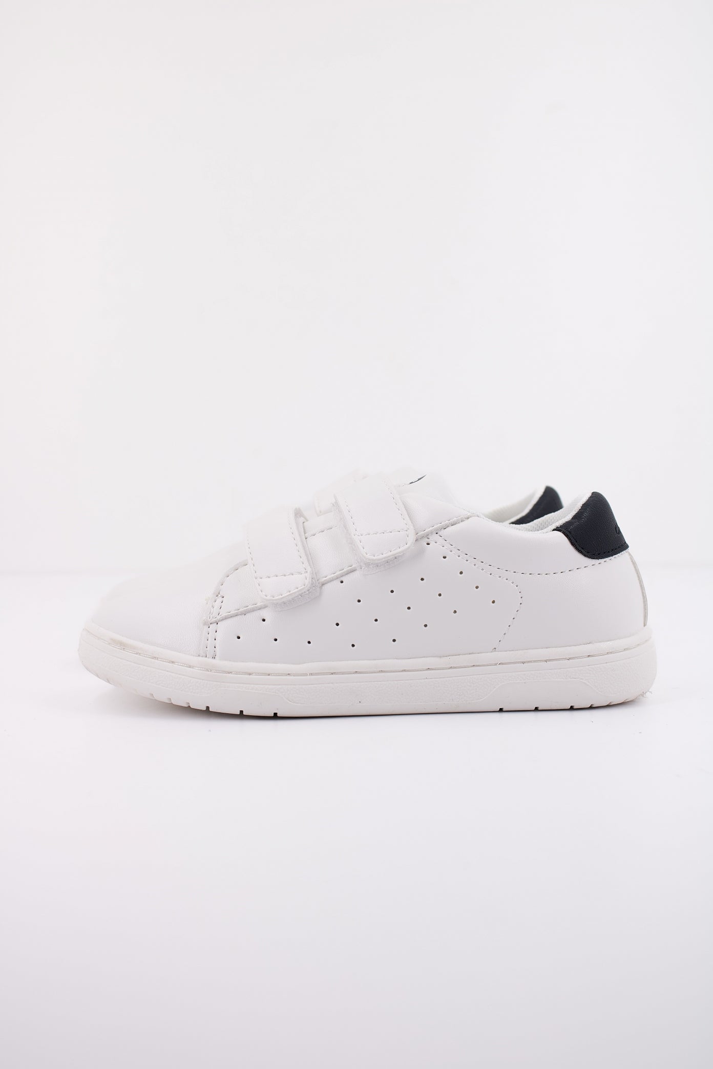 CHICCO CLESS en color BLANCO  (1)