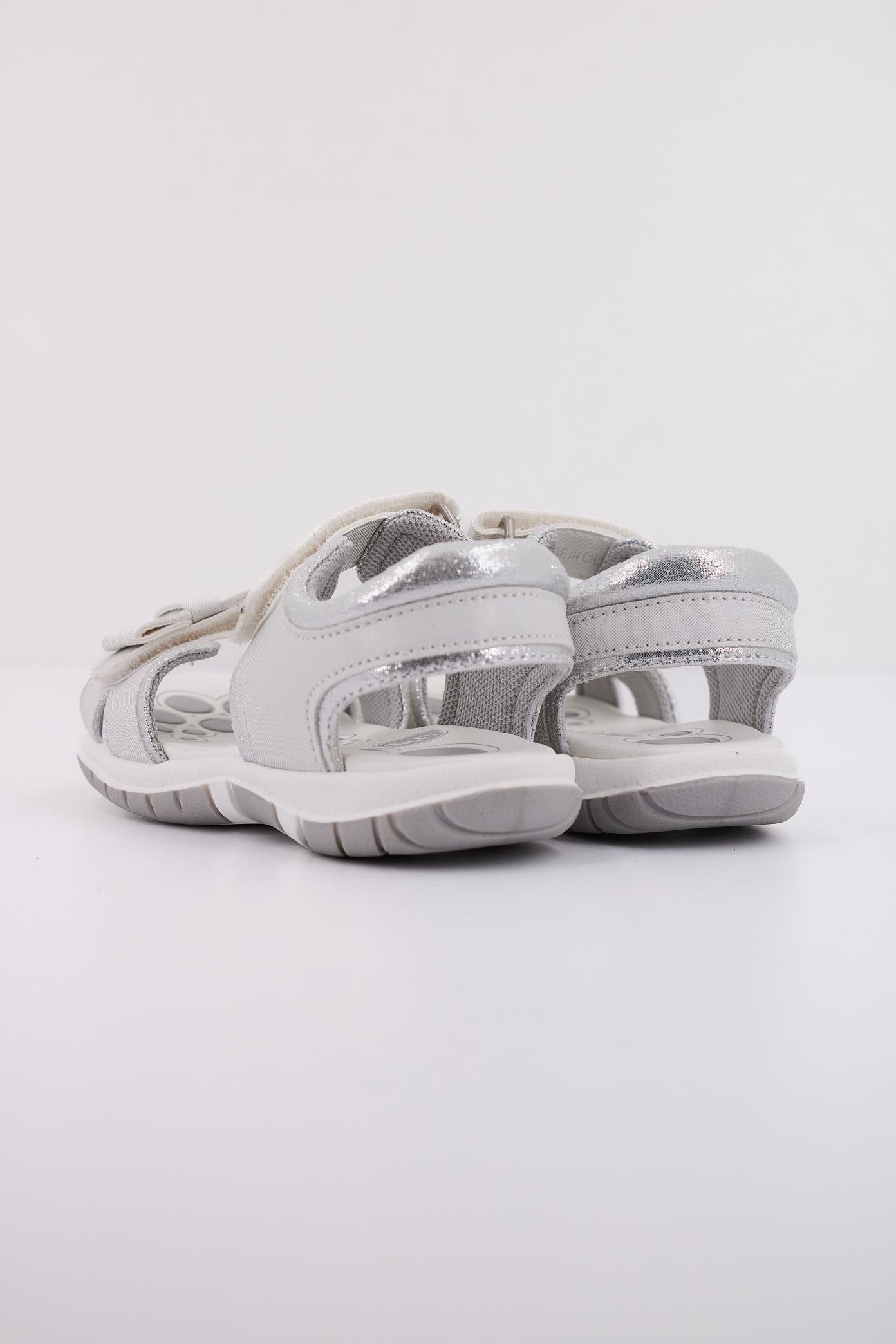 CHICCO FLORY en color BLANCO  (4)