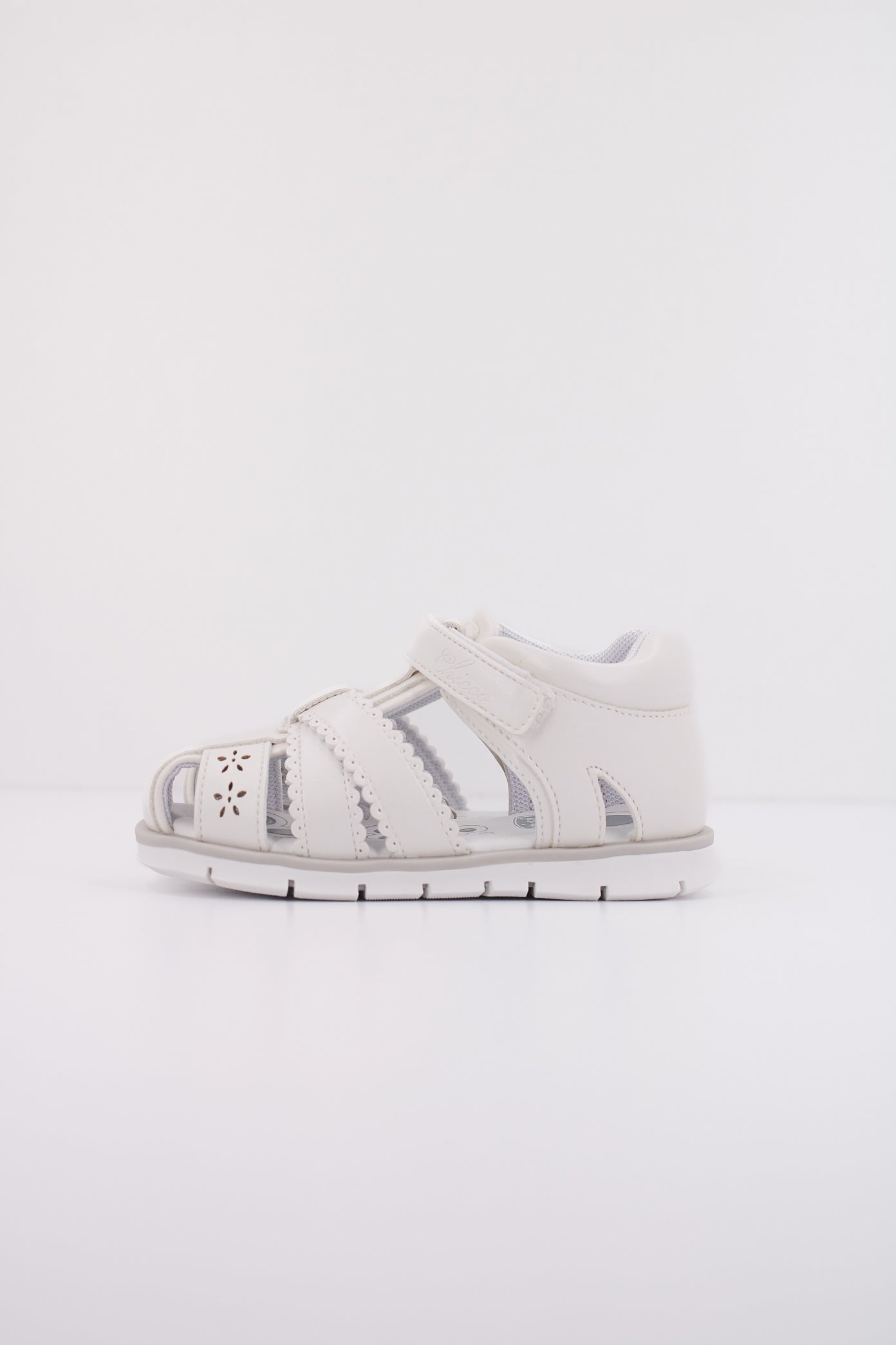 CHICCO FRISY en color BLANCO  (1)