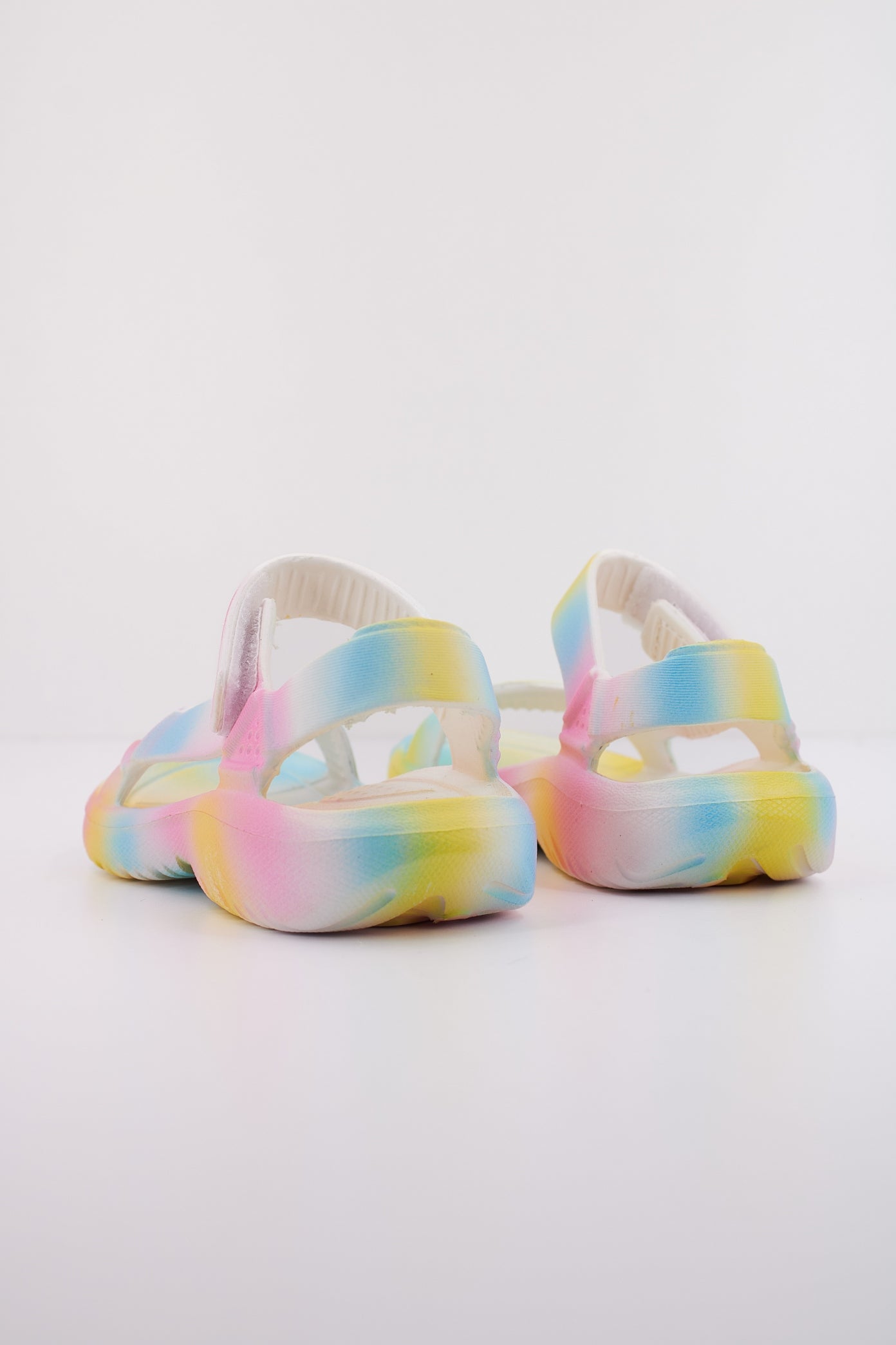 CHICCO C en color MULTICOLOR  (4)