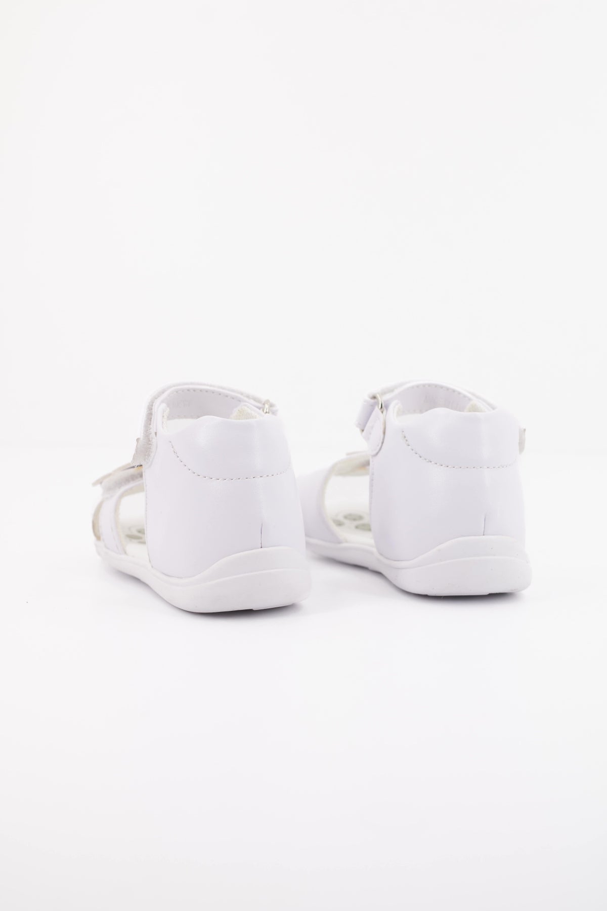 CHICCO GENIETTA en color BLANCO  (4)