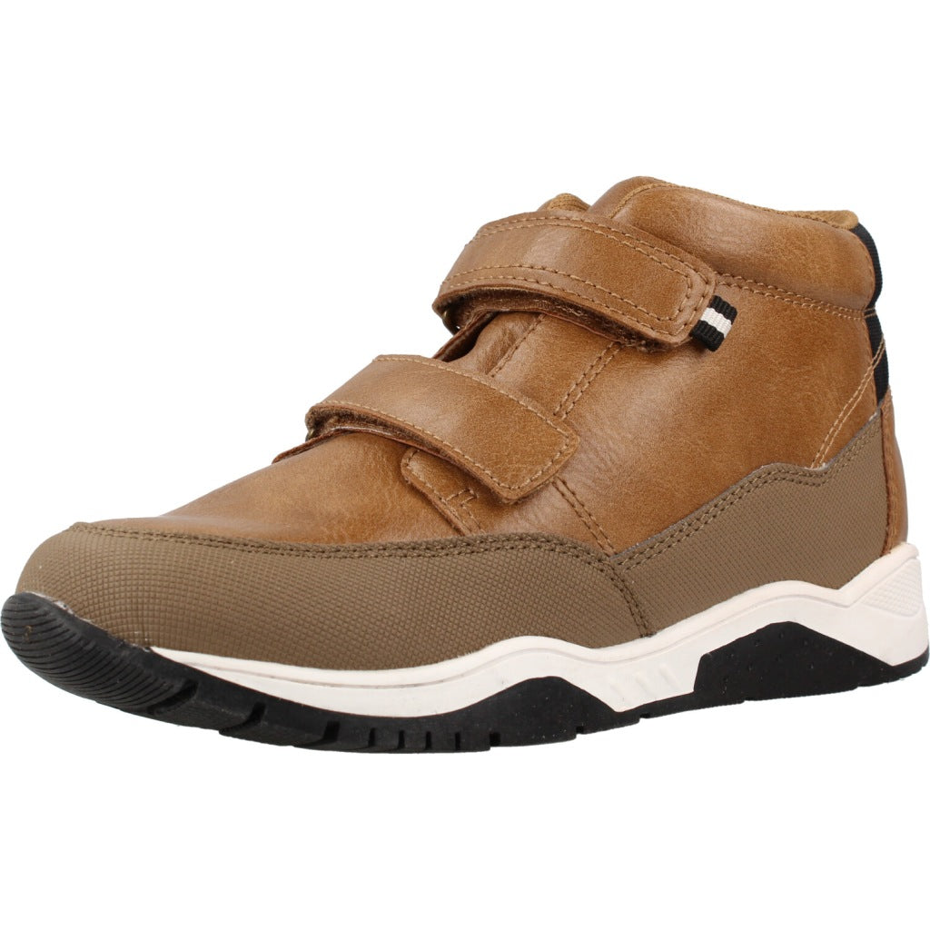 CHICCO C en color MARRON  (1)