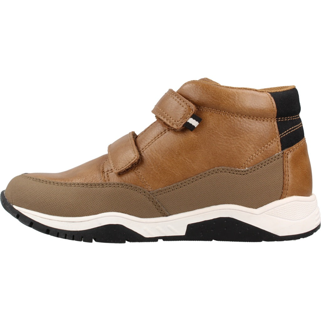 CHICCO C en color MARRON  (2)