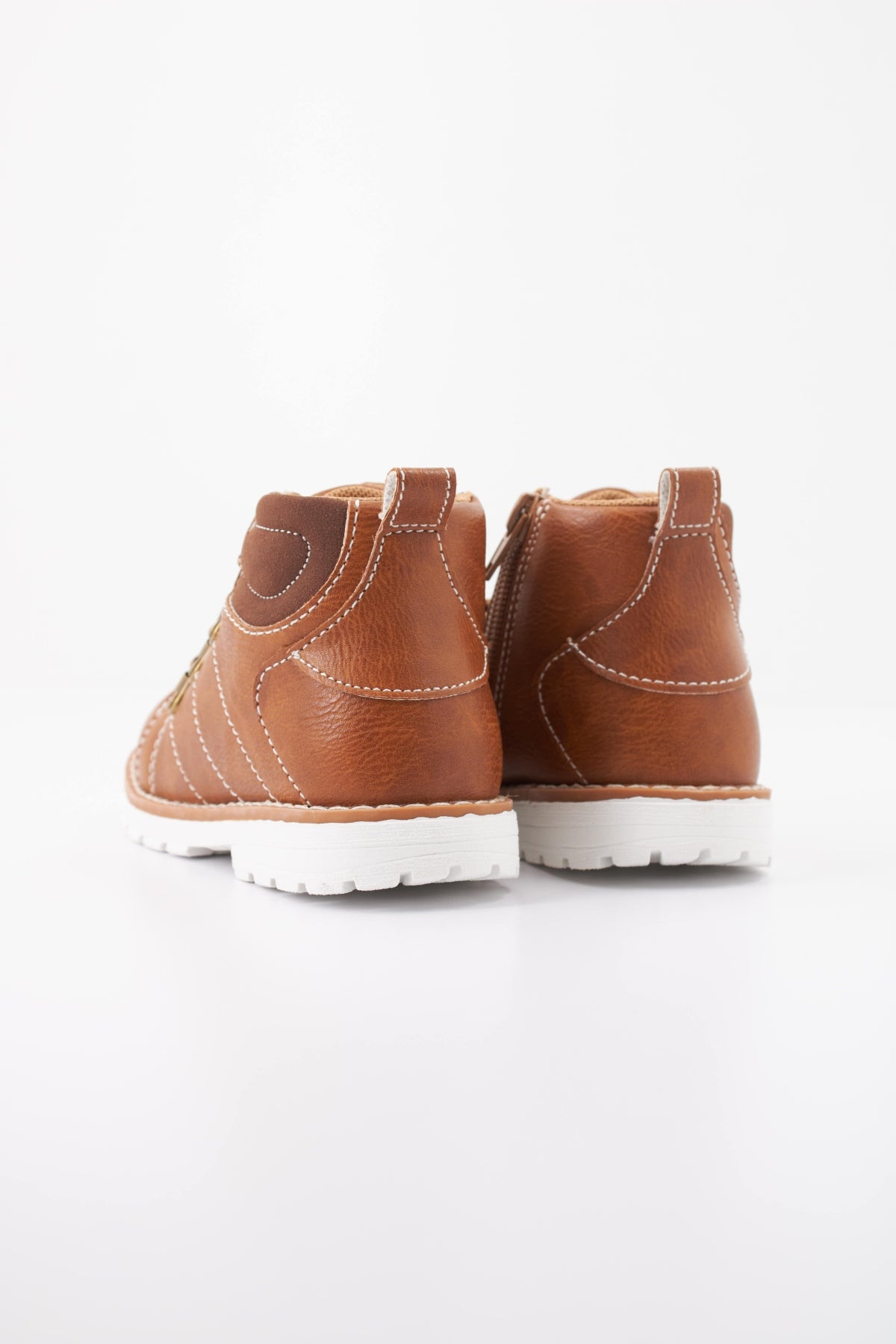CHICCO C en color MARRON  (4)