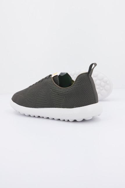 CAMPER  PELOTAS en color VERDE  (3)