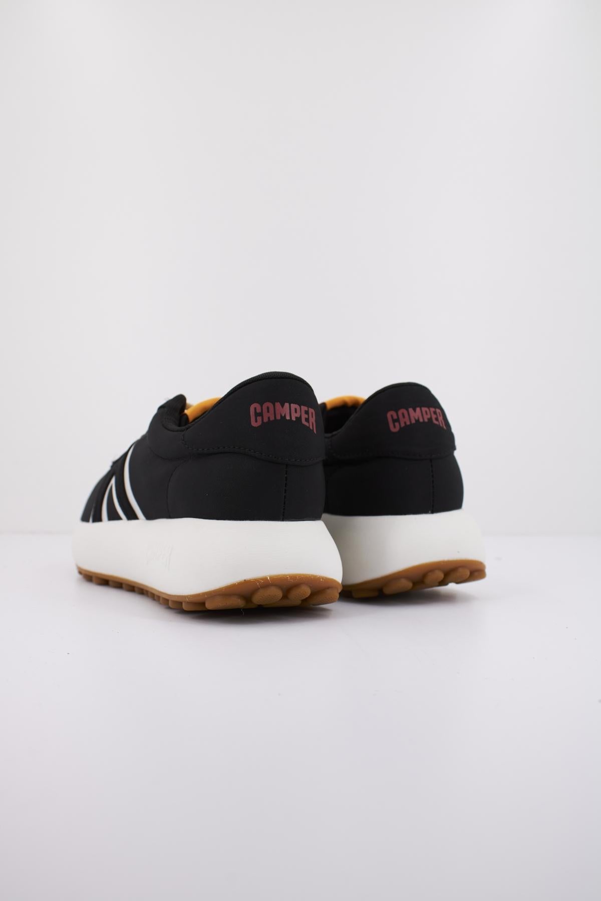 CAMPER PELOTAS ATHENS en color NEGRO  (3)