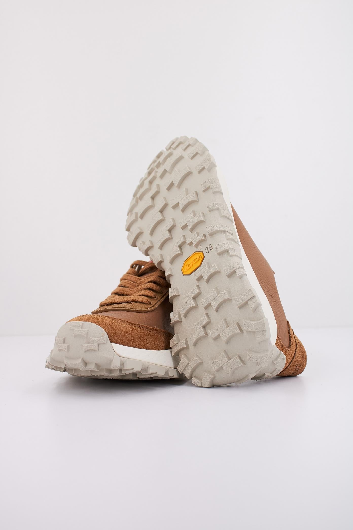 CAMPER DRIFT TRAIL en color MARRON CLARO  (5)