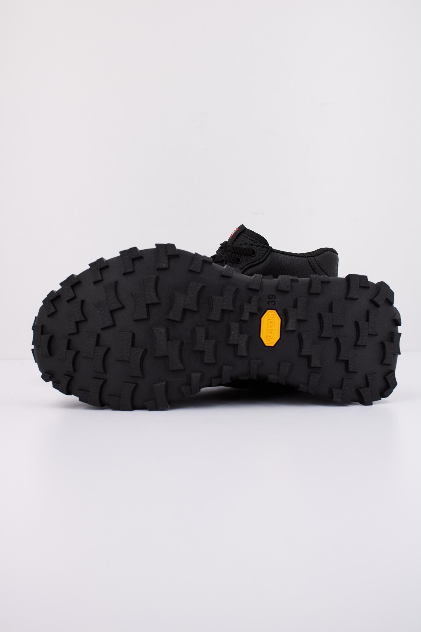CAMPER DRIFT TRAIL en color NEGRO  (5)