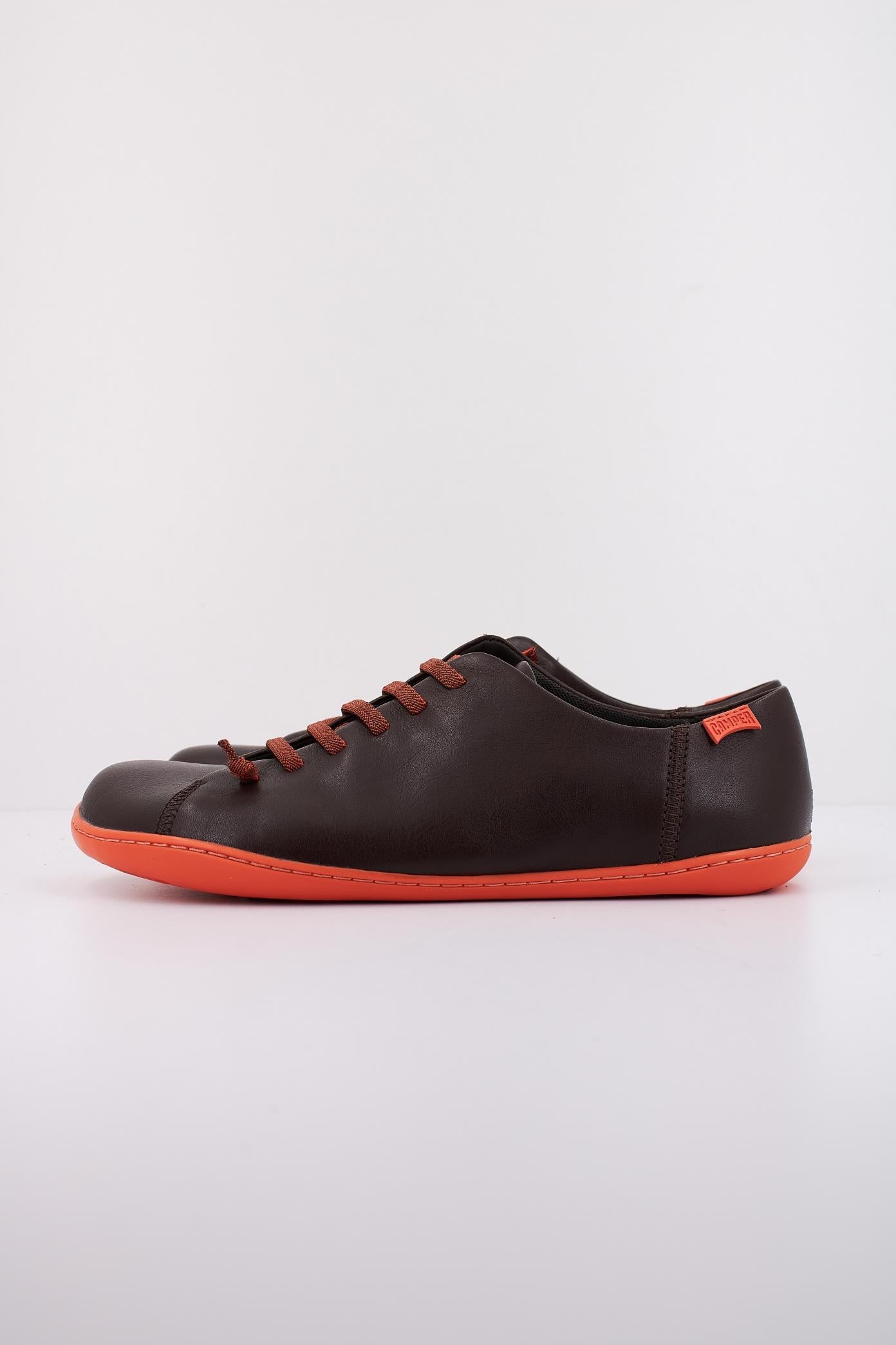 CAMPER PEU CAMI en color MARRON  (1)
