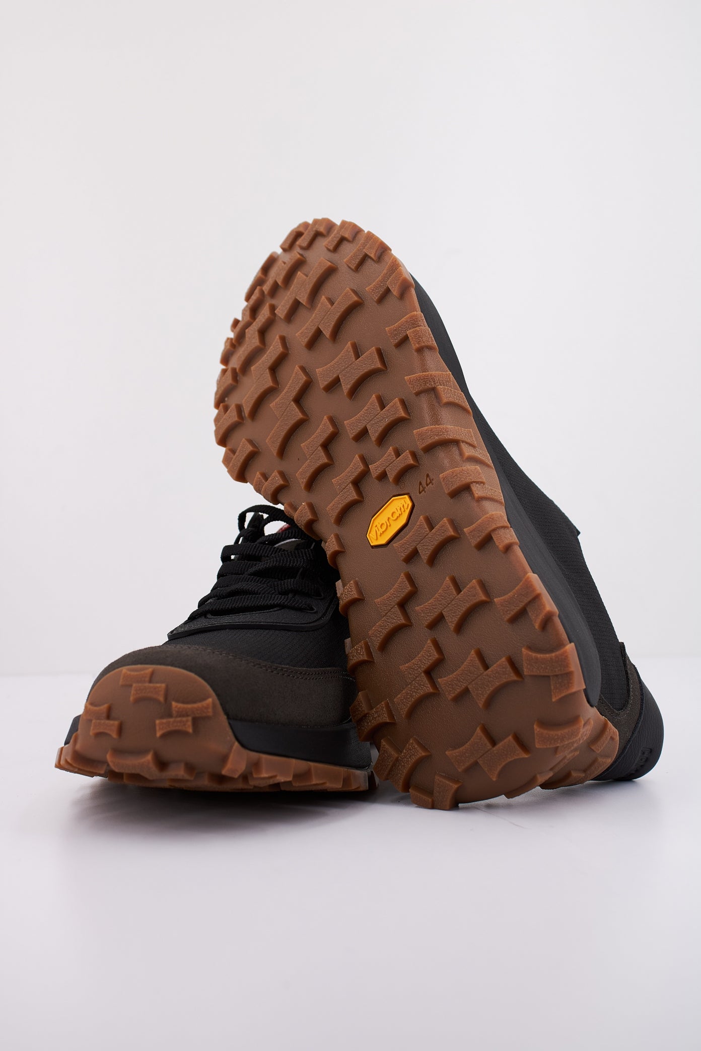 CAMPER DRIFT TRAIL en color NEGRO  (5)