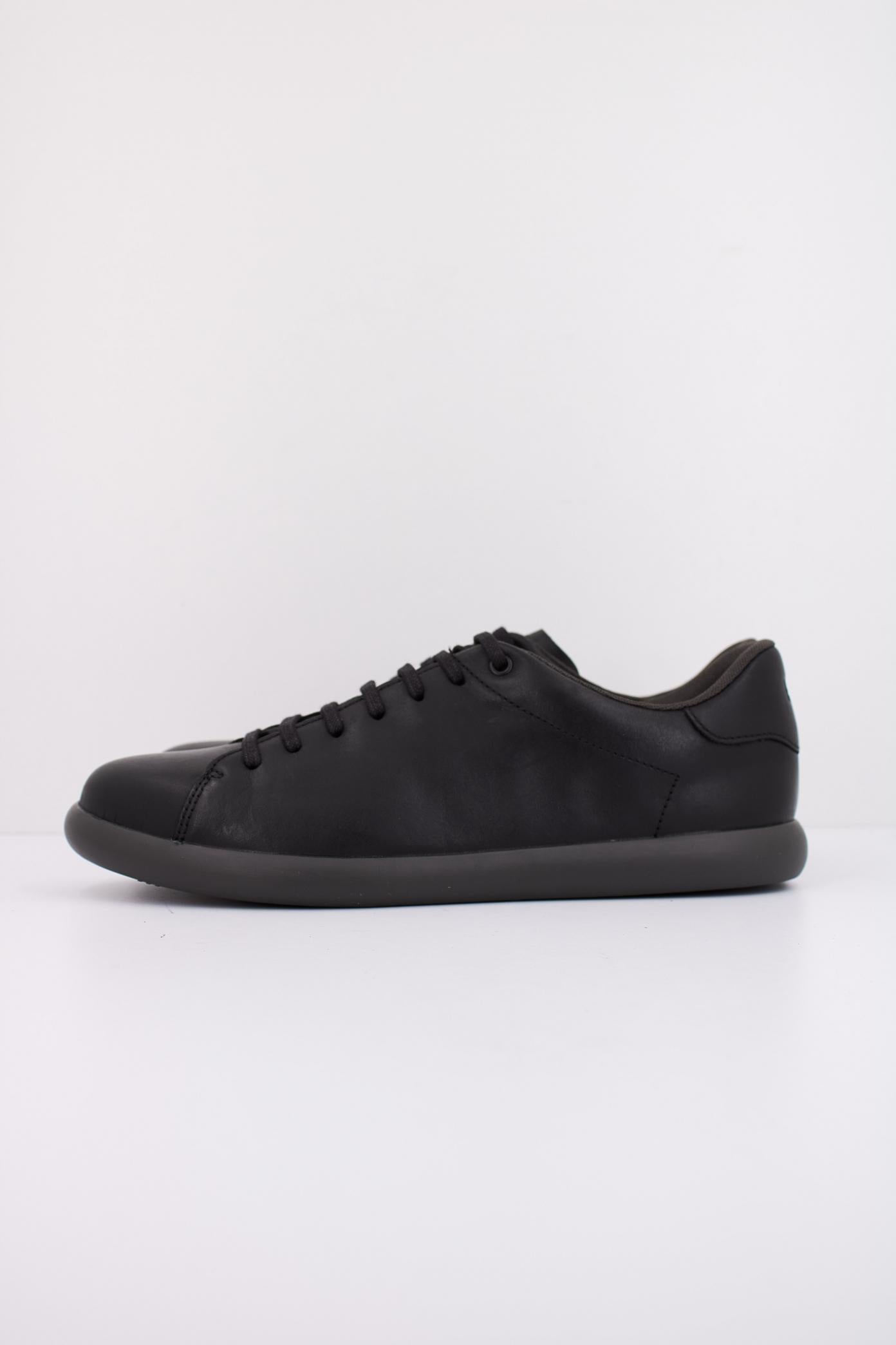 CAMPER PELOTAS SOLLER en color NEGRO  (1)
