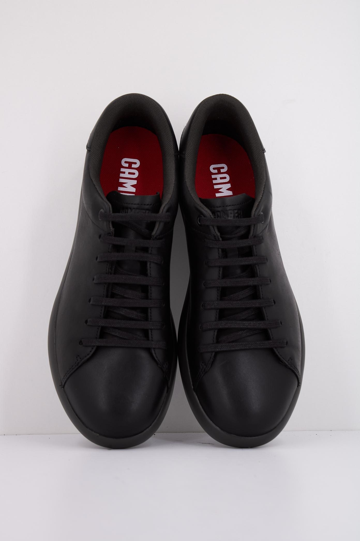 CAMPER PELOTAS SOLLER en color NEGRO  (3)