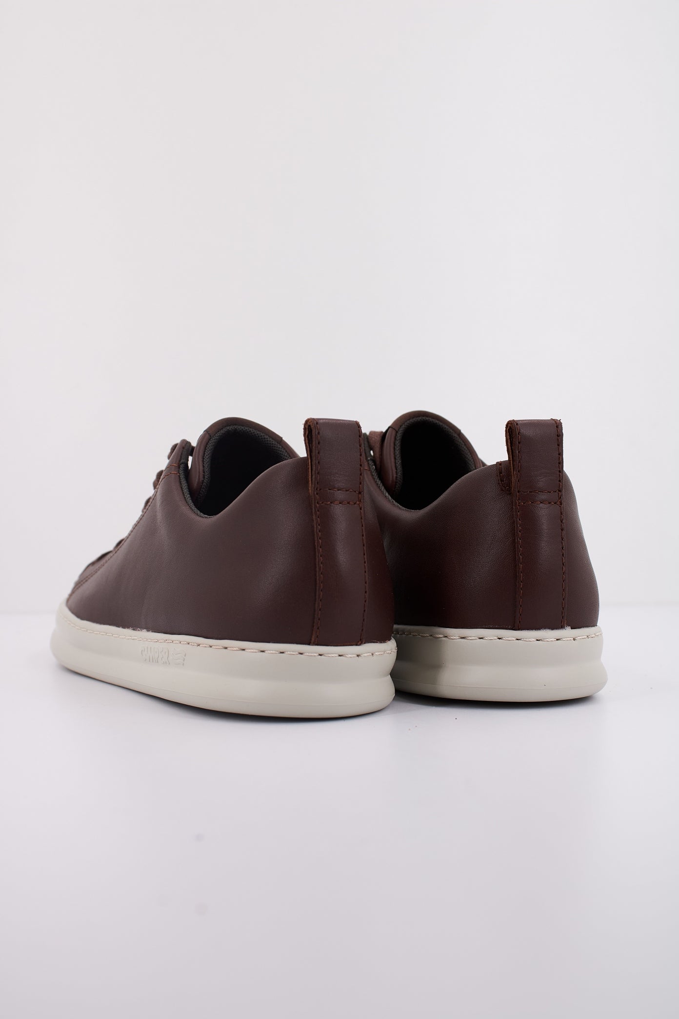CAMPER RUNNER FOUR en color MARRON  (4)