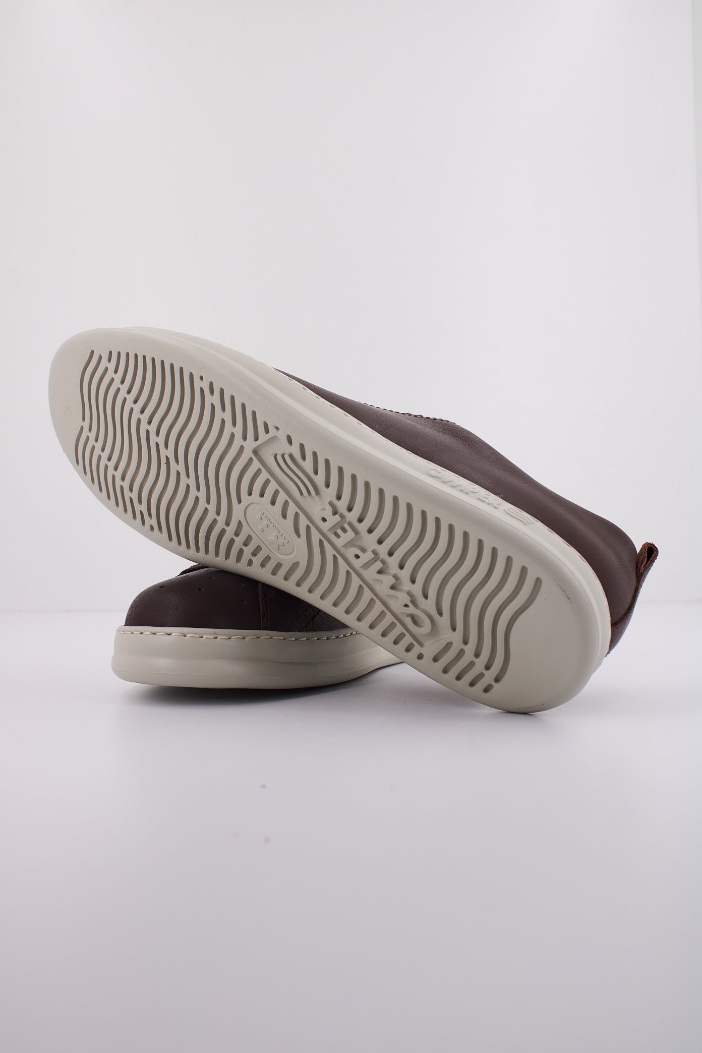 CAMPER RUNNER FOUR en color MARRON  (5)
