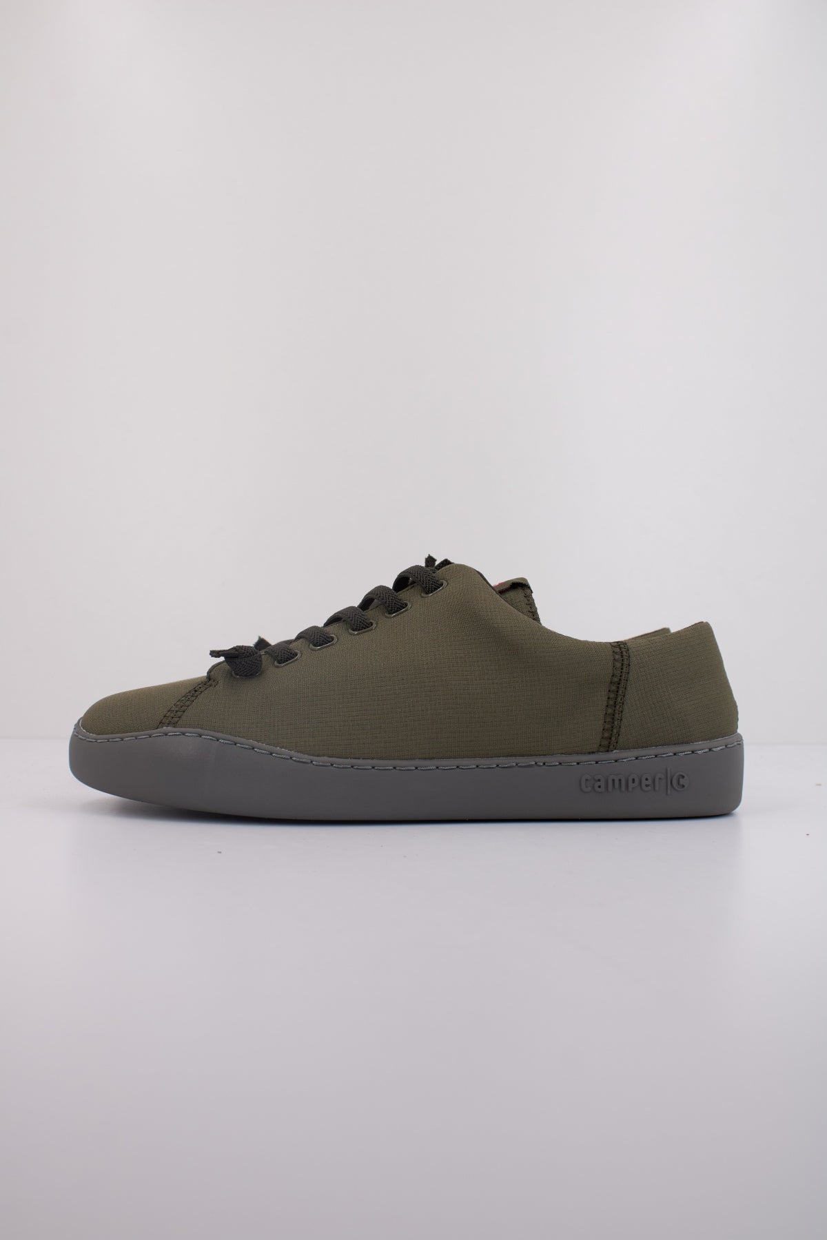 CAMPER PEU TOURING en color VERDE  (1)
