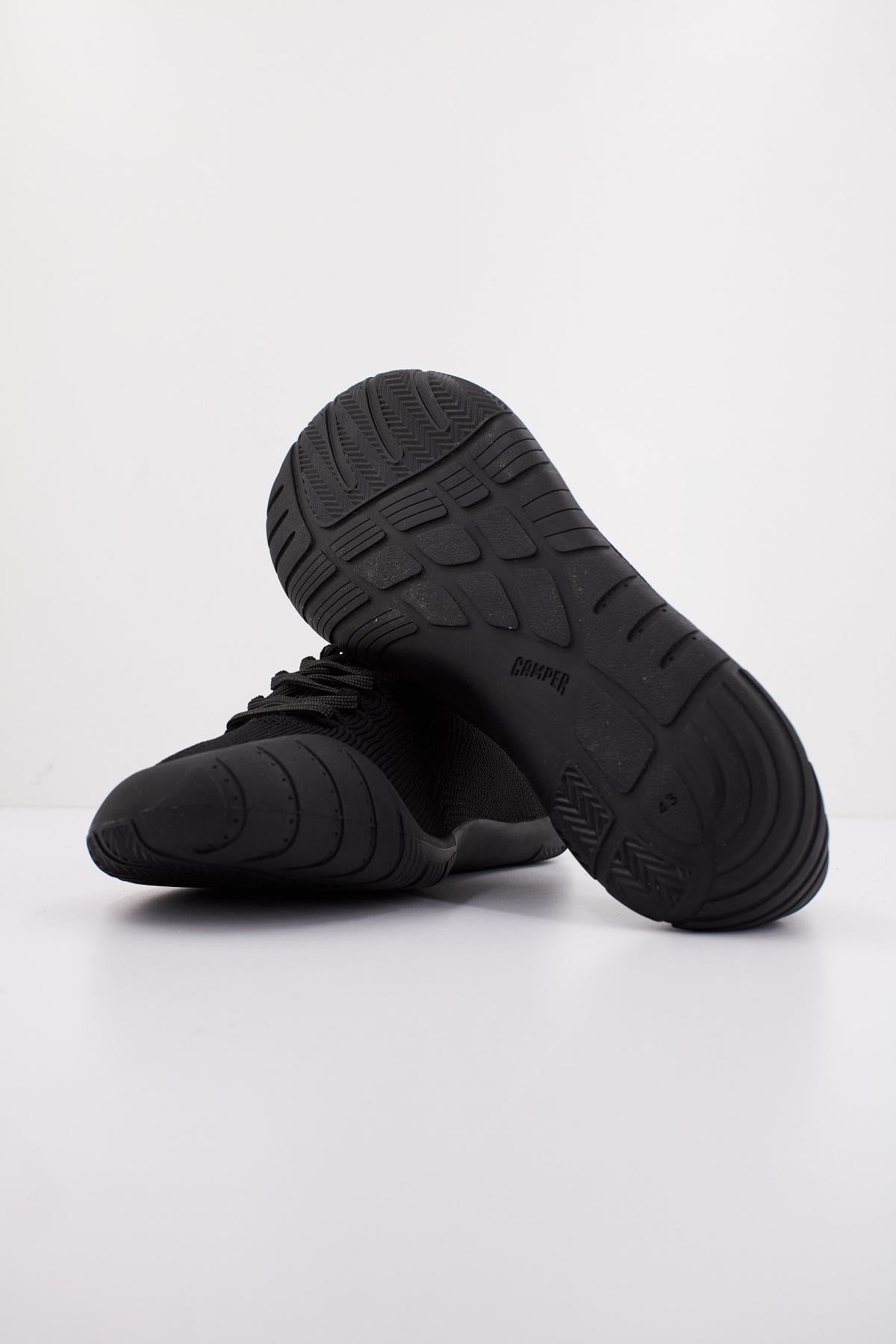 CAMPER PEU PATH en color NEGRO  (5)