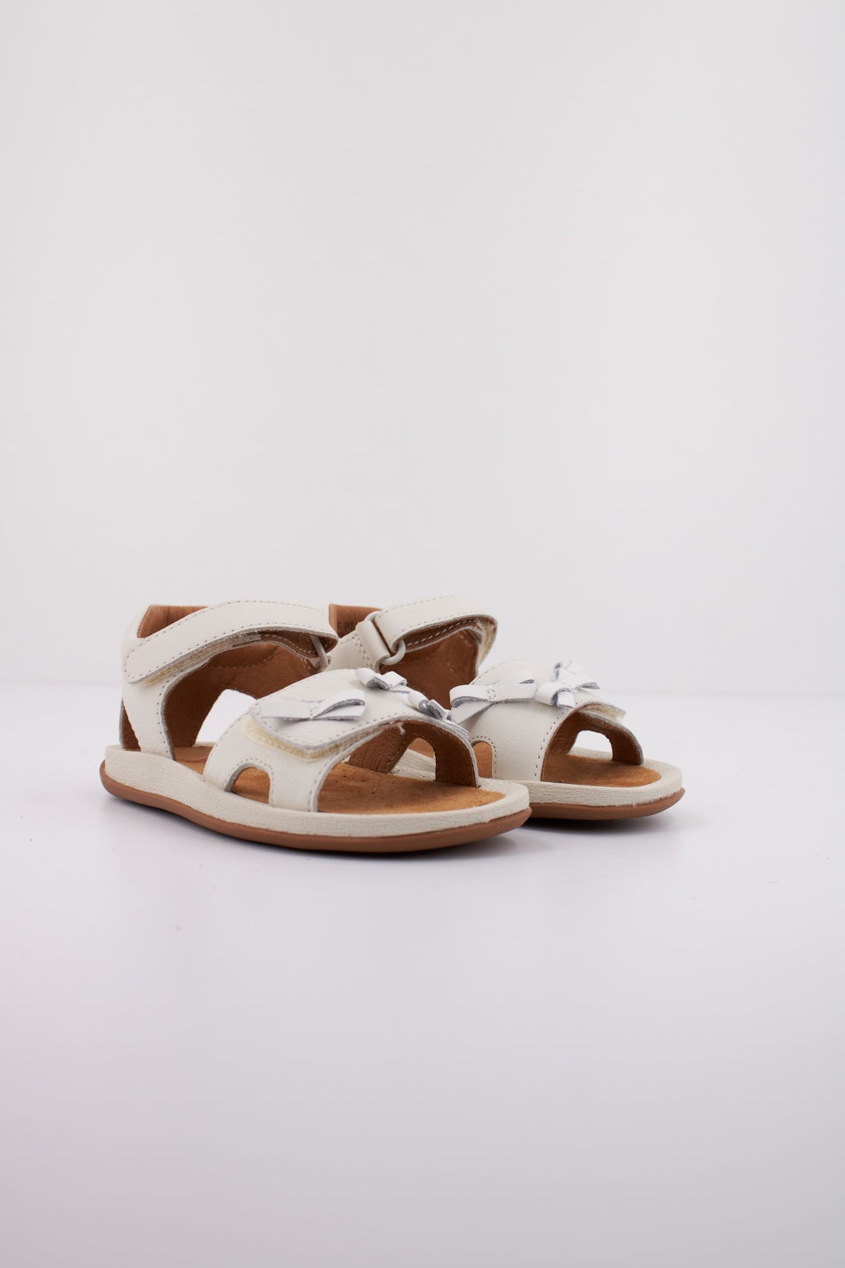 CAMPER TWS FW en color BLANCO  (2)