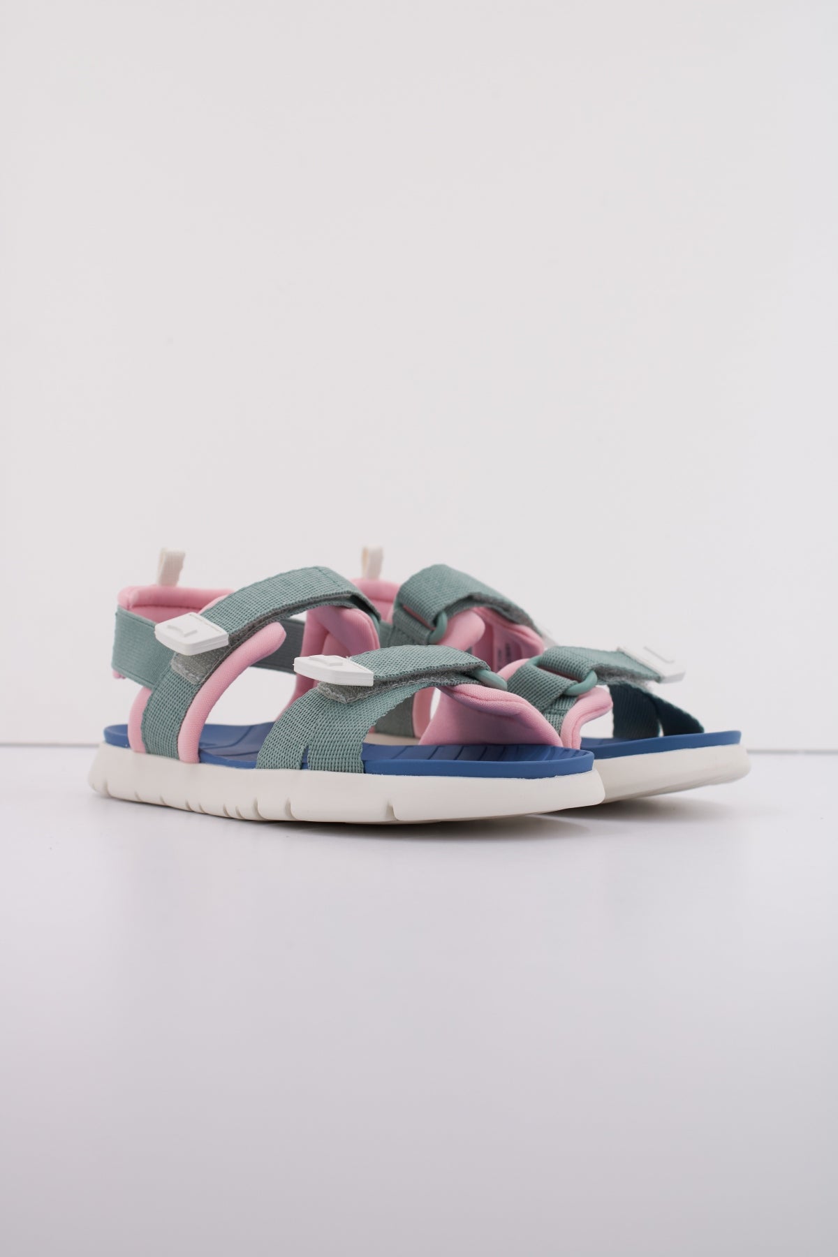 CAMPER ORUGA SANDAL en color VERDE  (2)