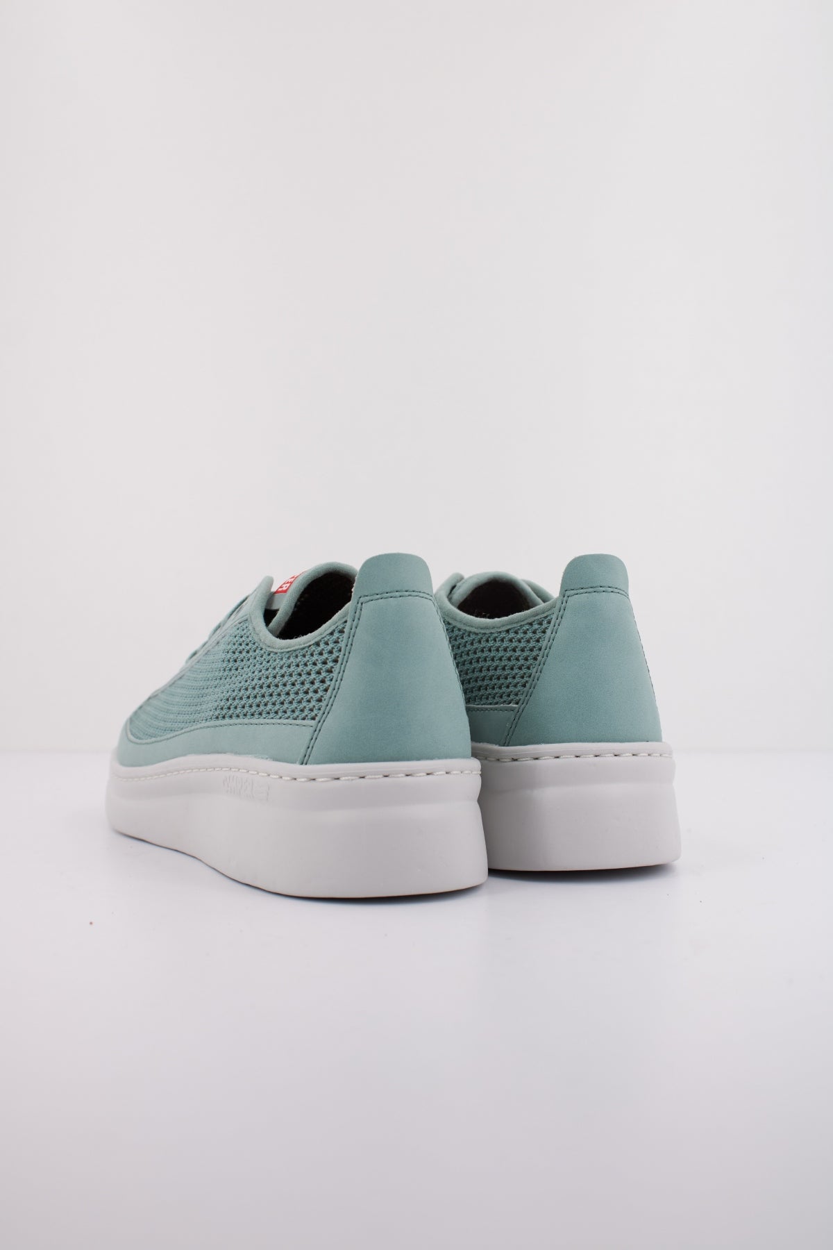 CAMPER RUNNER UP en color VERDE  (4)