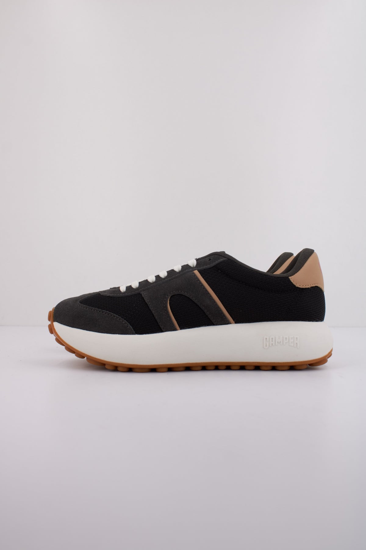 CAMPER PELOTAS ATHENS en color NEGRO  (1)
