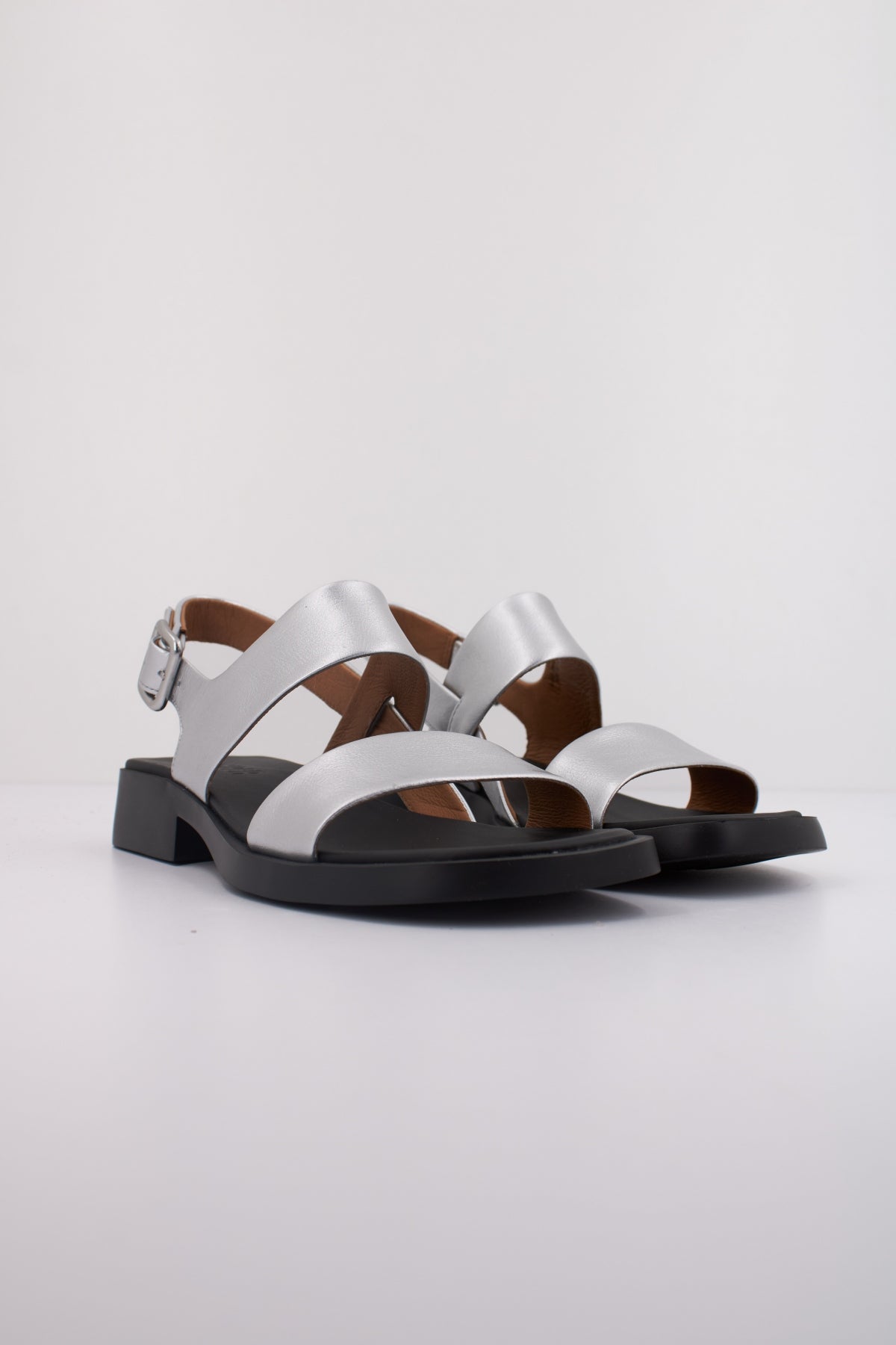 CAMPER DANA en color GRIS  (2)