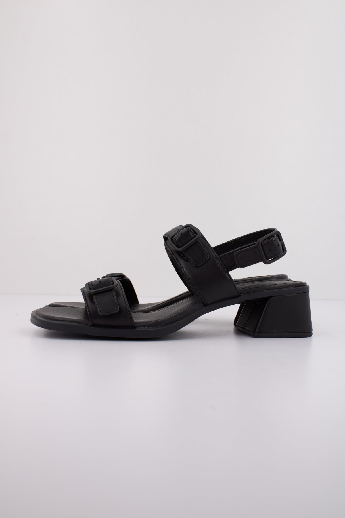 CAMPER KORA SANDAL en color NEGRO  (1)