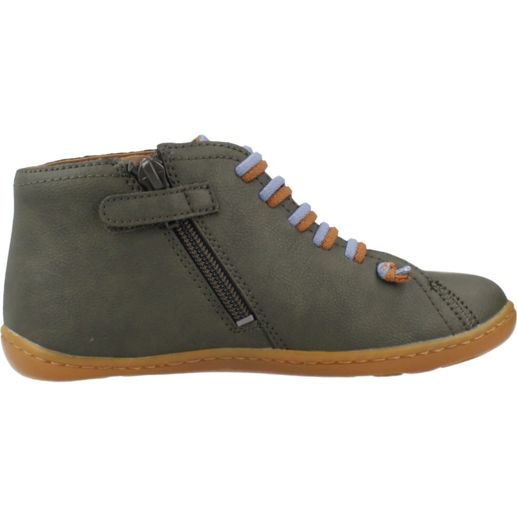 CAMPER PEU en color VERDE  (4)