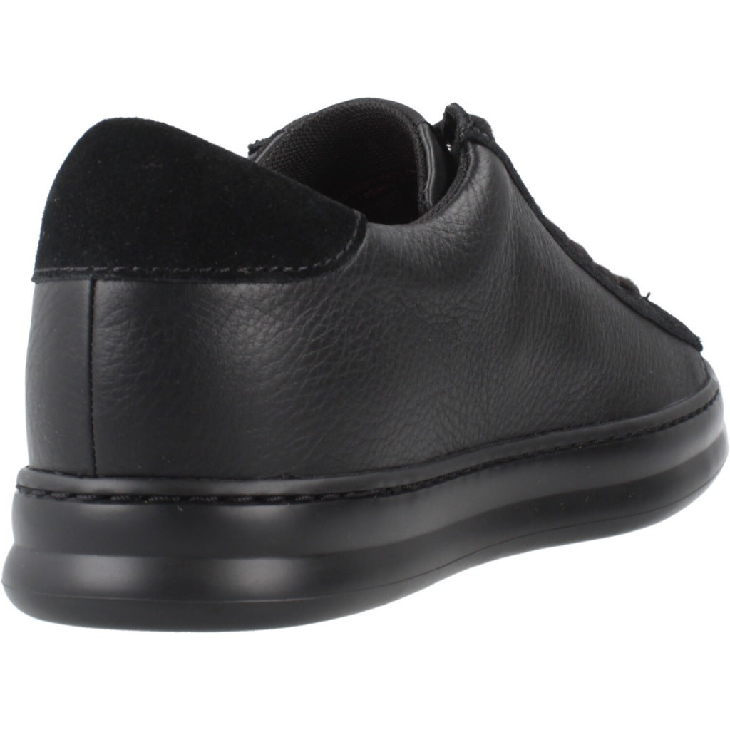 CAMPER RUNNER en color NEGRO  (3)