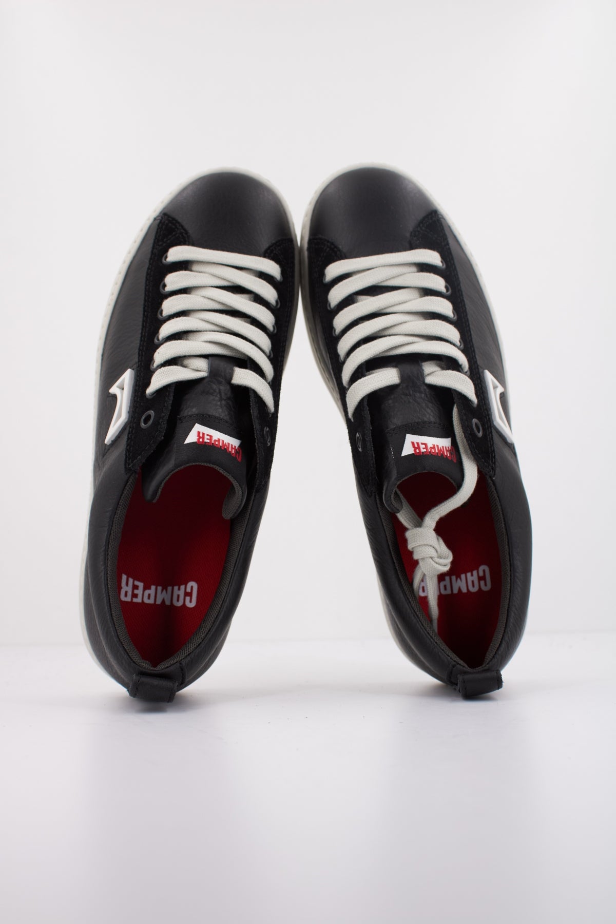 CAMPER  RUNNER en color NEGRO  (3)