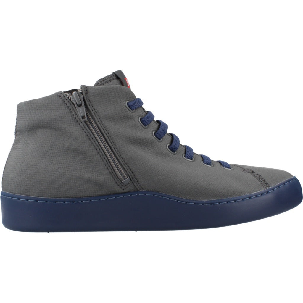 CAMPER PEU en color GRIS  (4)