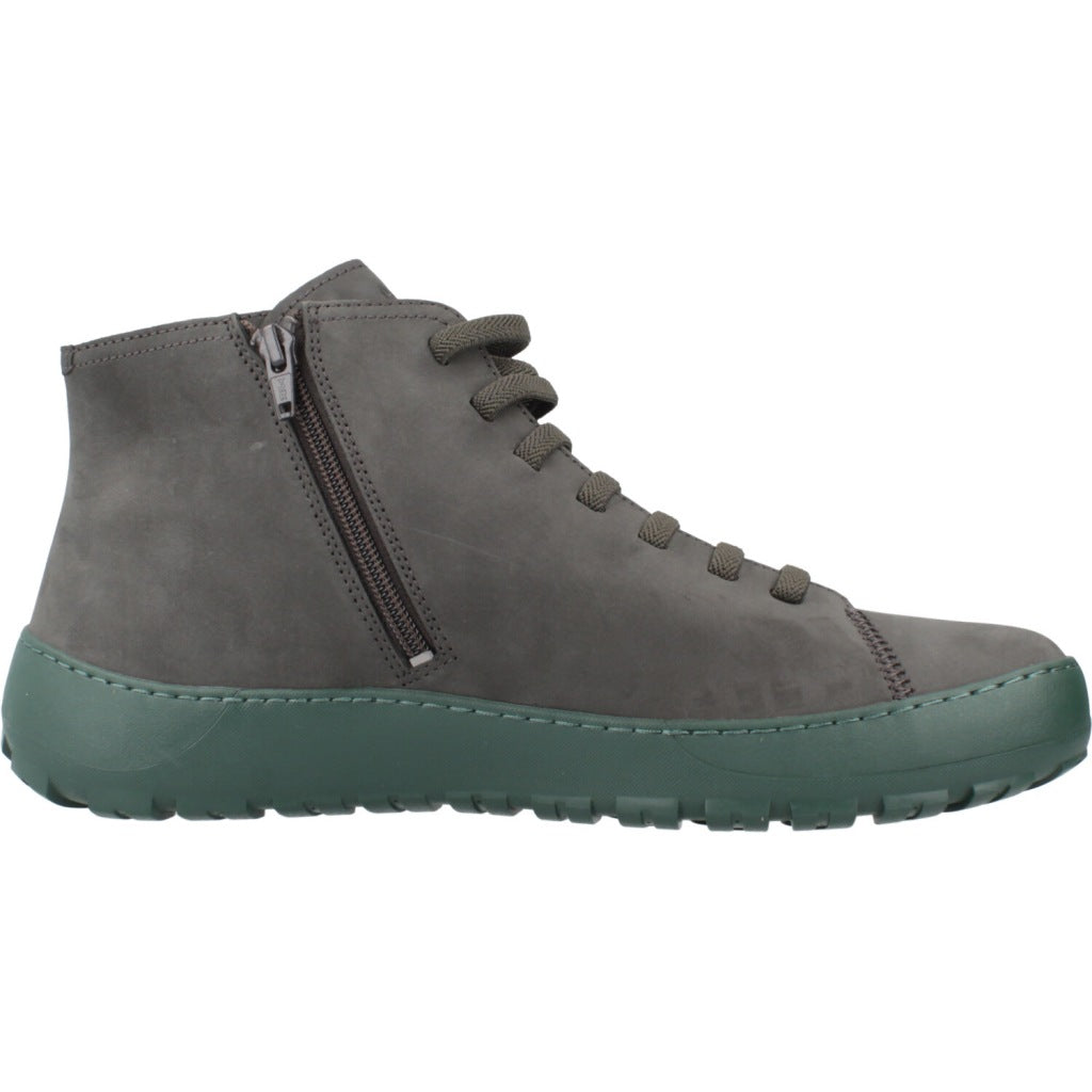 CAMPER PEU SERRA en color VERDE  (4)
