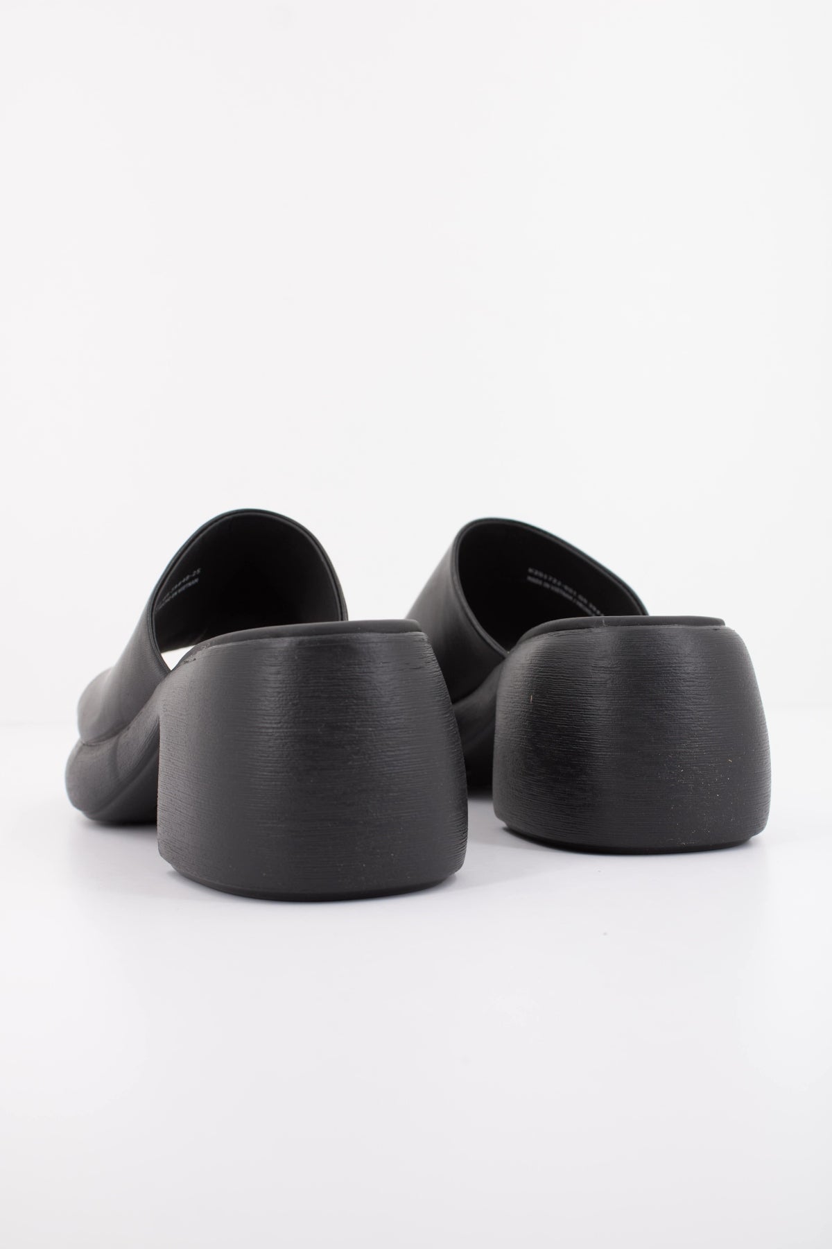 CAMPER ULTRASOFT THELMASAND en color NEGRO  (4)