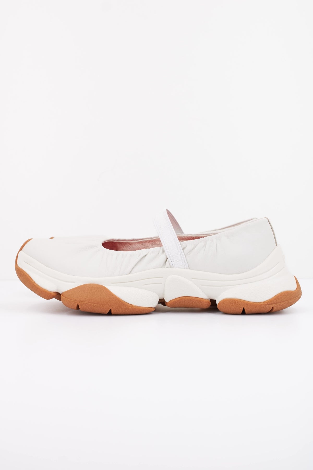 CAMPER GOBI HOUSTON KARST  en color BLANCO  (1)