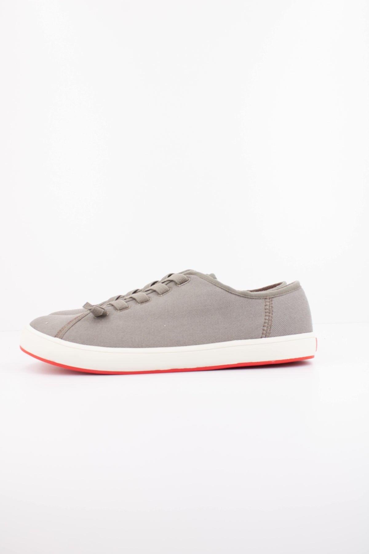 CAMPER PEU RAMBLA II en color GRIS  (1)