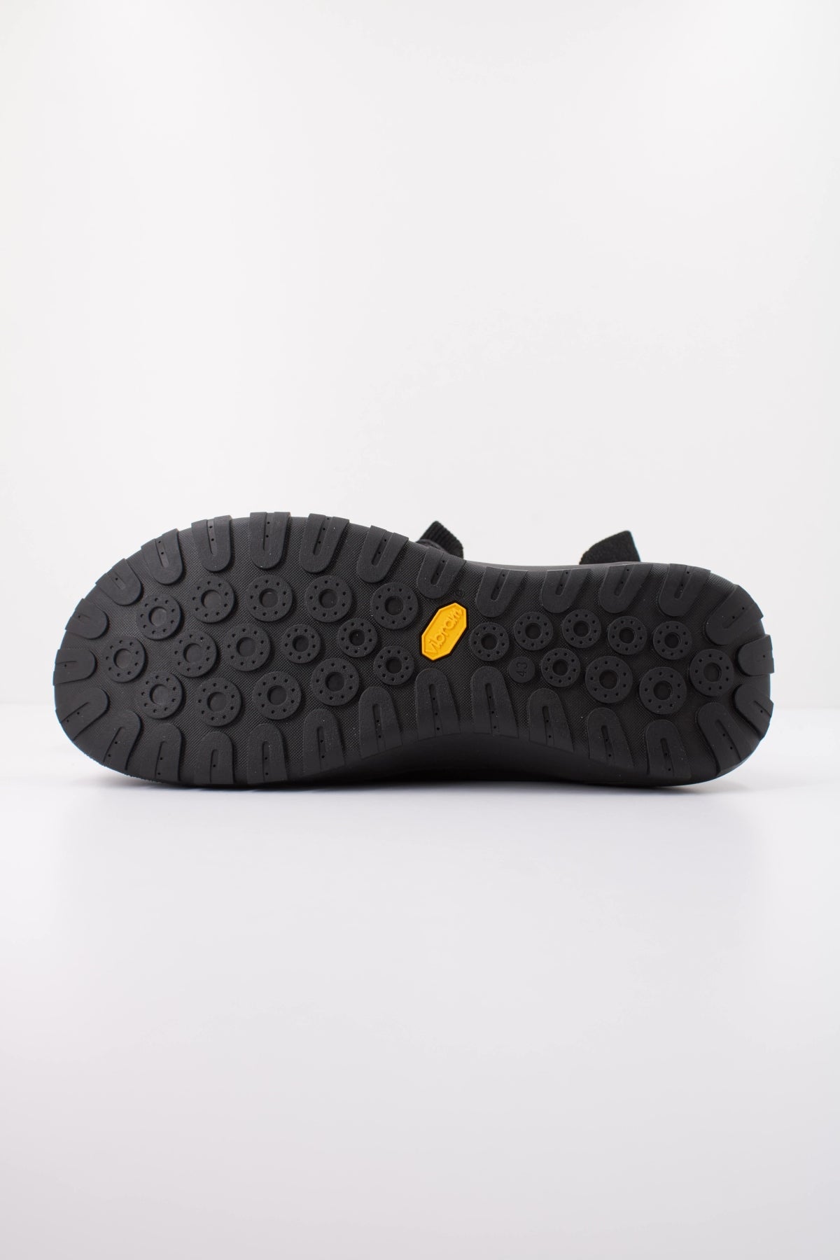 CAMPER HOWDY en color NEGRO  (5)