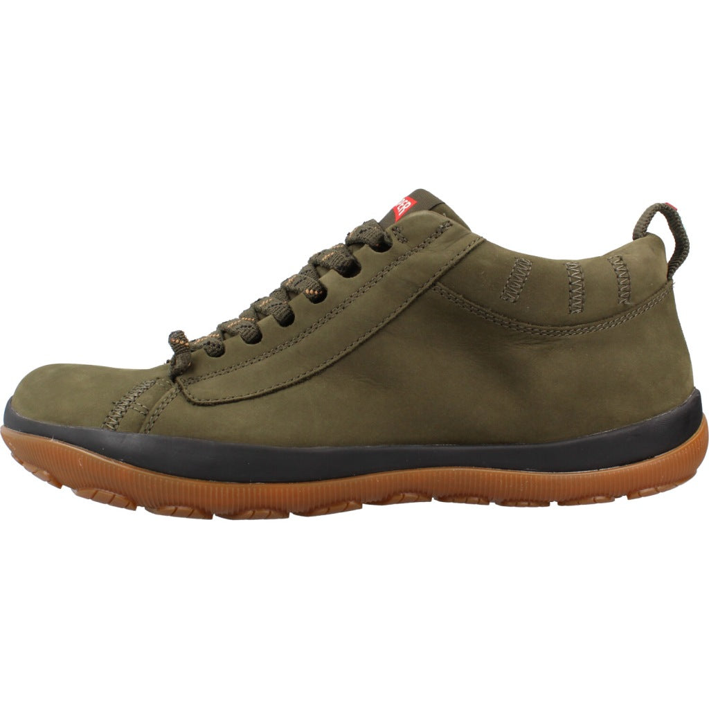 CAMPER TRAVELBUCK en color VERDE  (2)