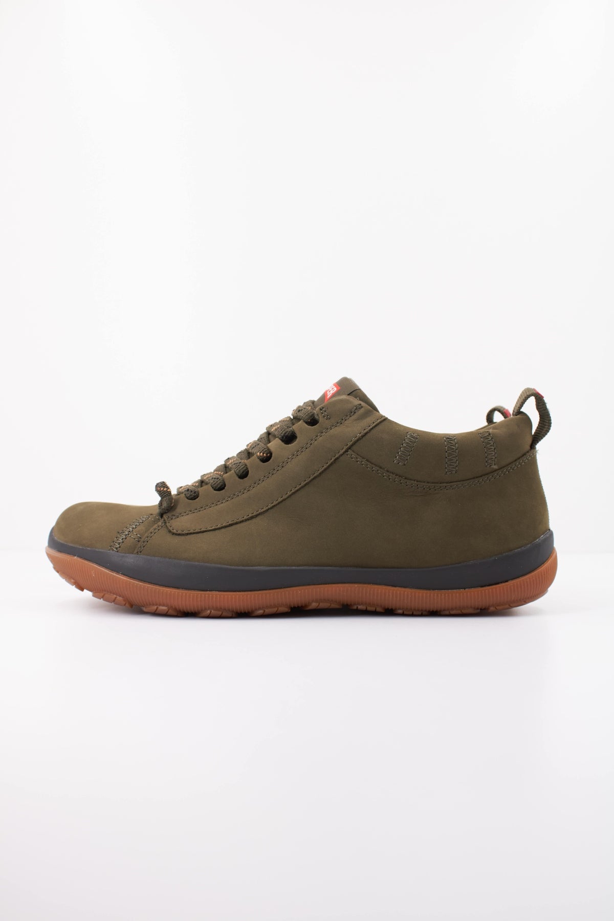 CAMPER TRAVELBUCK en color VERDE  (1)
