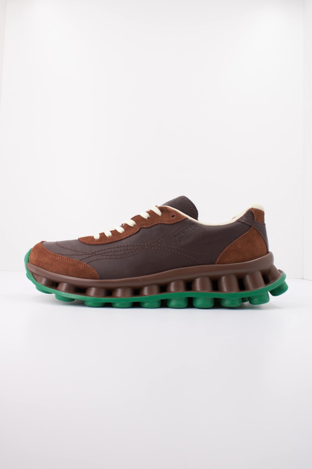 CAMPER RUG PECAN en color MARRON  (1)