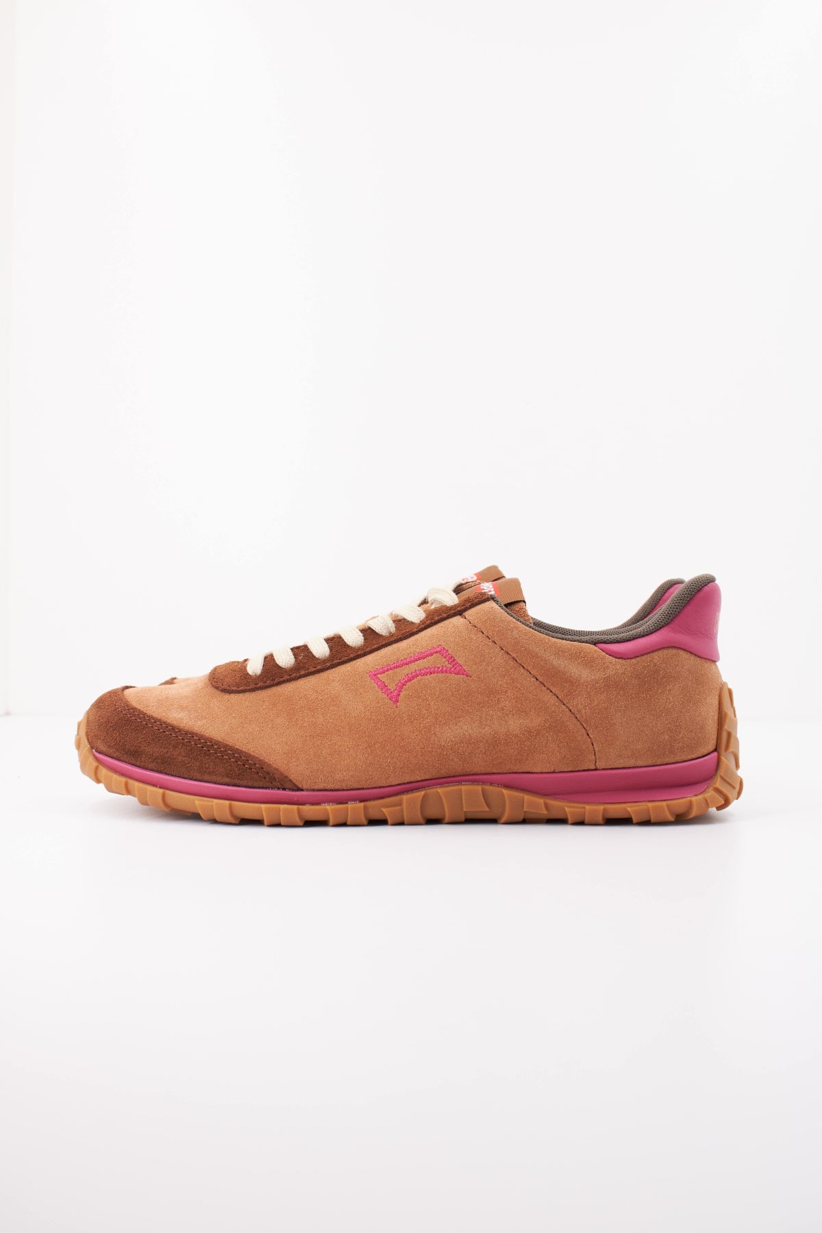 CAMPER RUG PECAN en color MARRON CLARO  (1)