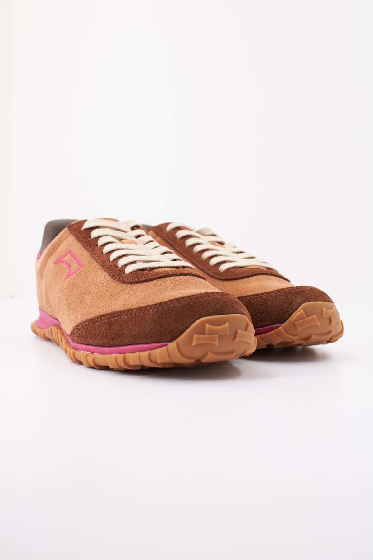 CAMPER RUG PECAN en color MARRON CLARO  (2)