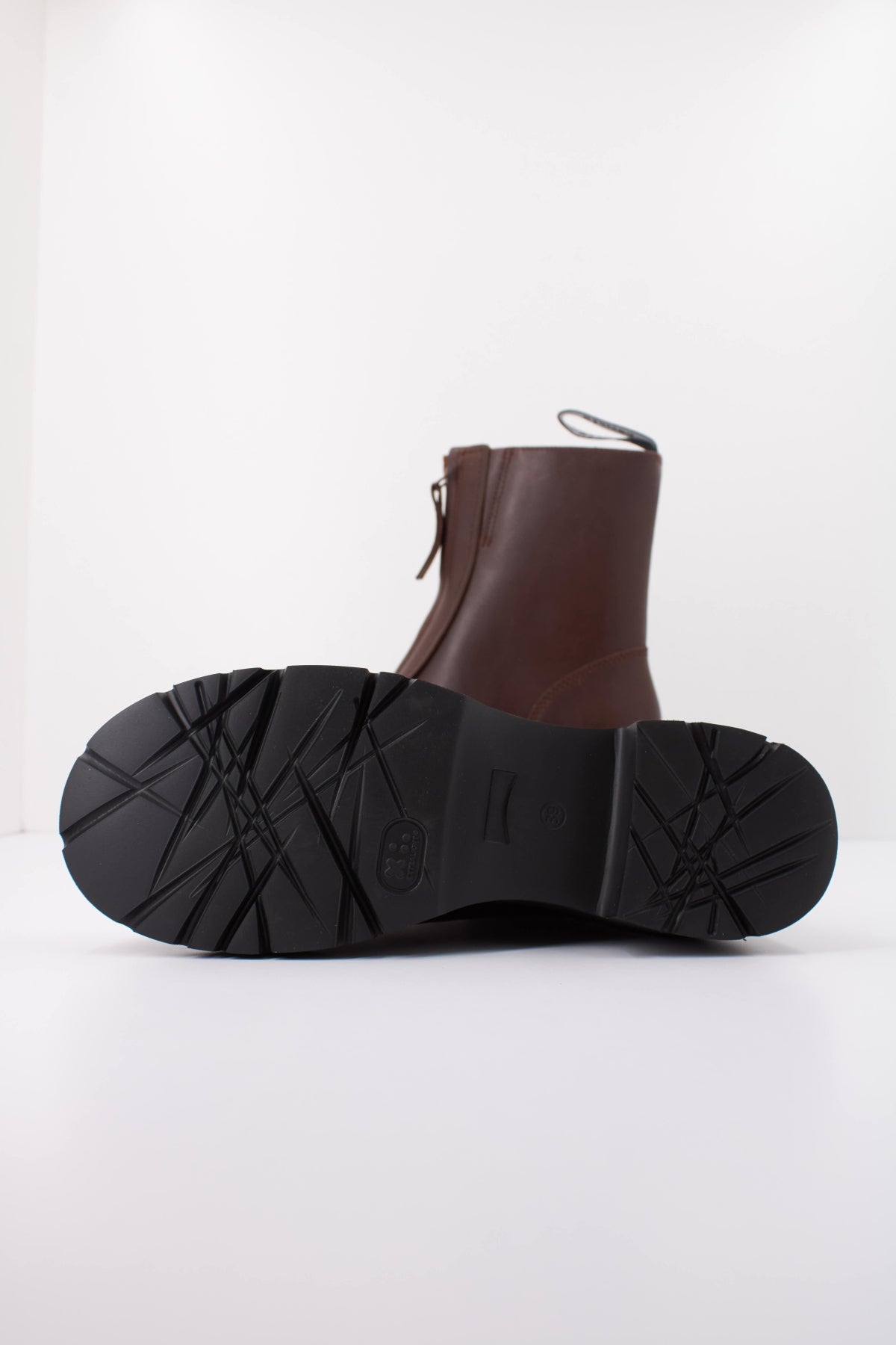 CAMPER NORAY en color MARRON  (5)